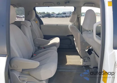 2012 Toyota Sienna Le V6 8 Passenger из США, поврежденный, VIN 5TDKK3DC2CS272608